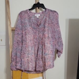 Motherhood White and Red 3/4 Sleeve Relaxed Blouse